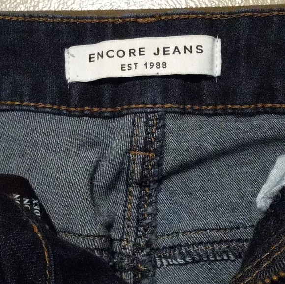 ENCORE JEANS DISTRESSED #971HR SIZE 3 JUNIORS - Picture 3 of 6
